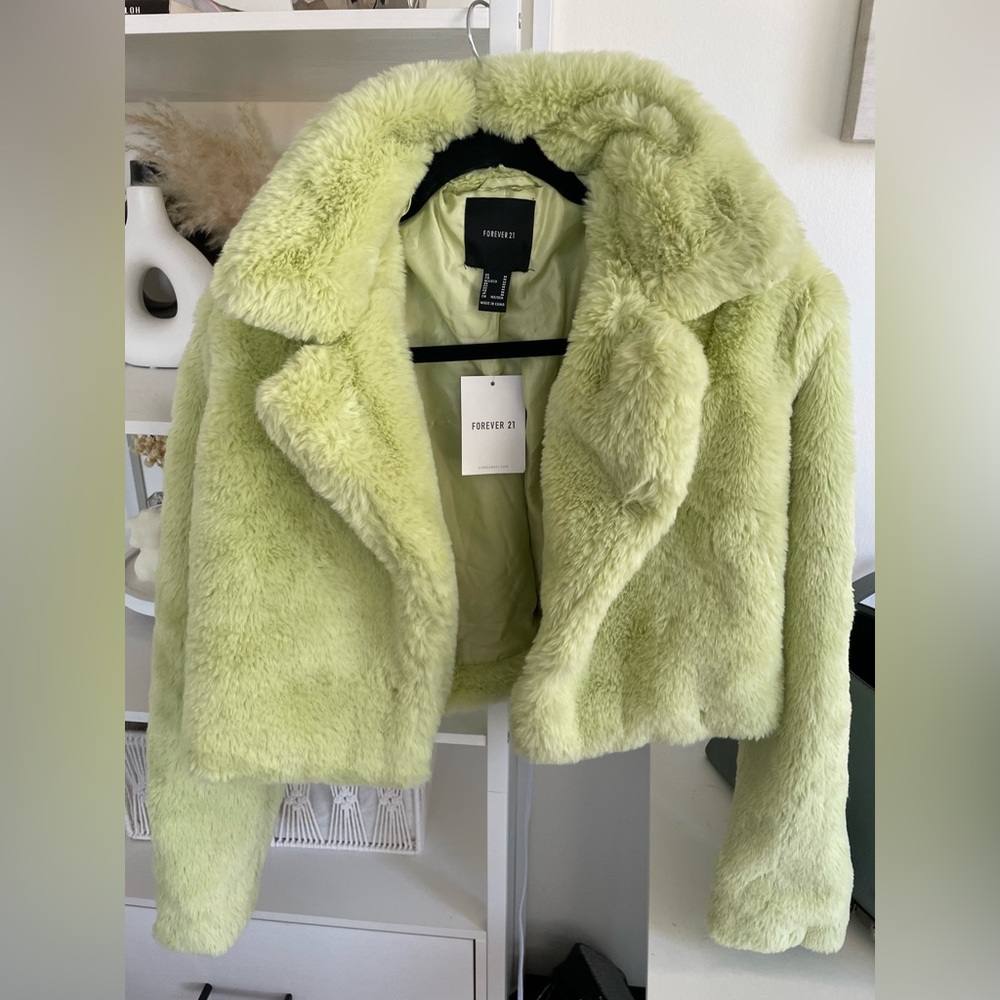 Forever 21 Women's Light Green Teddy Jacket